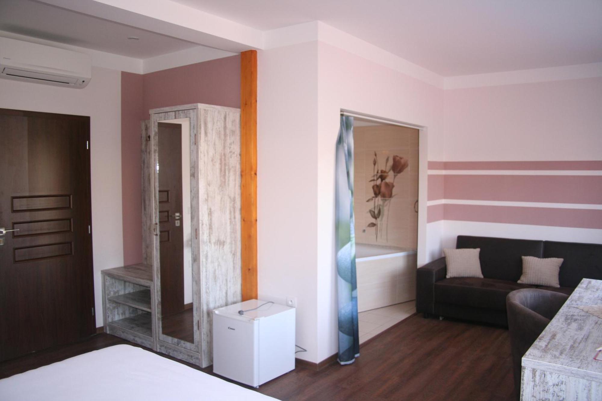 Hotel Herman Rychnov nad Kneznou Luaran gambar